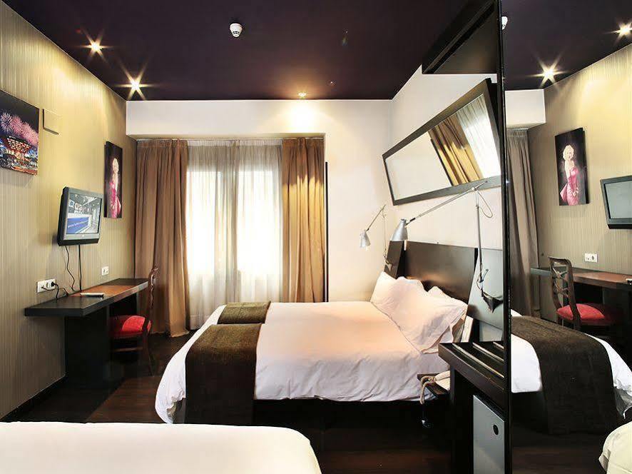 Hotel Avenida Gran Via Madri