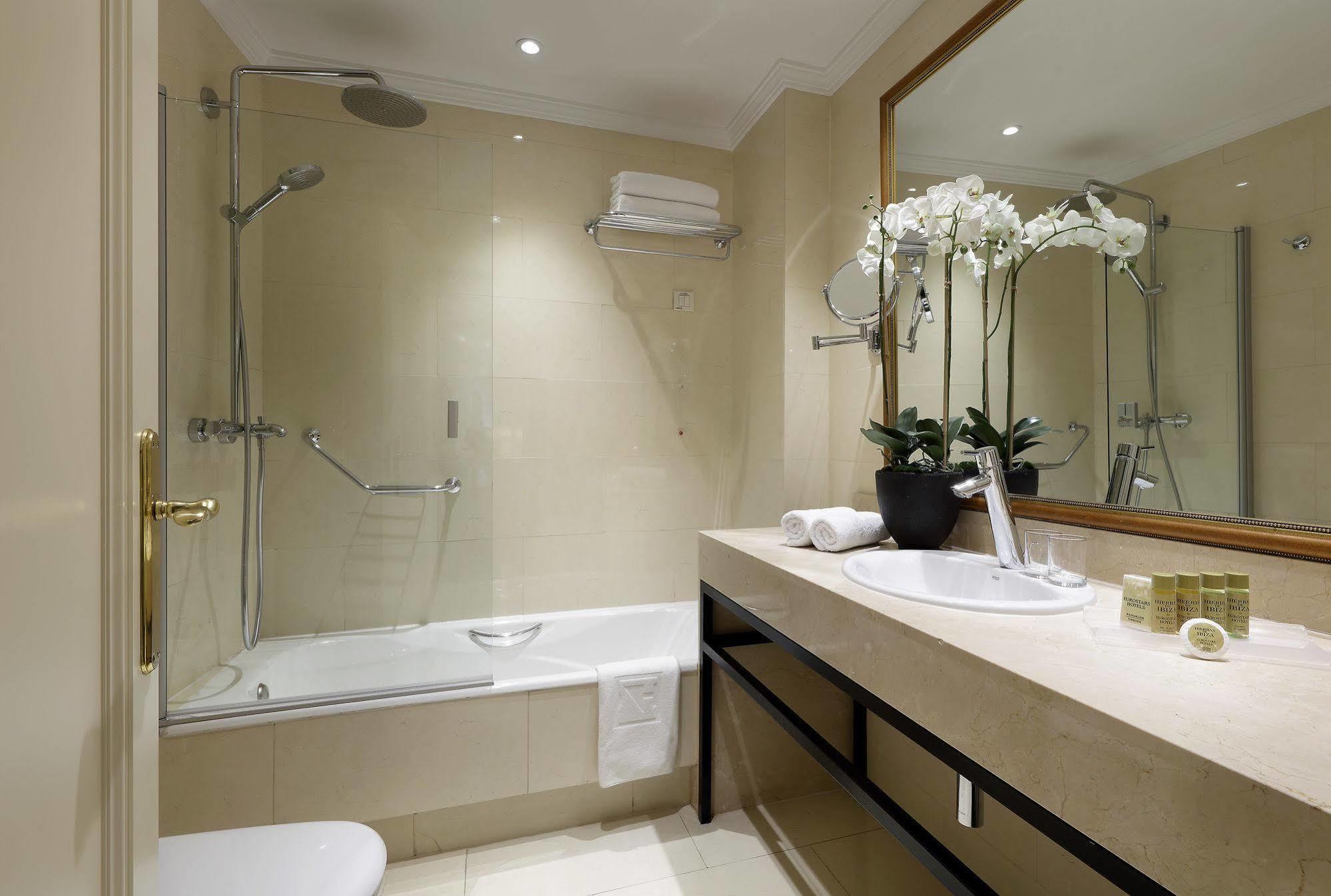 Eurostars Casa De La Lírica 4*