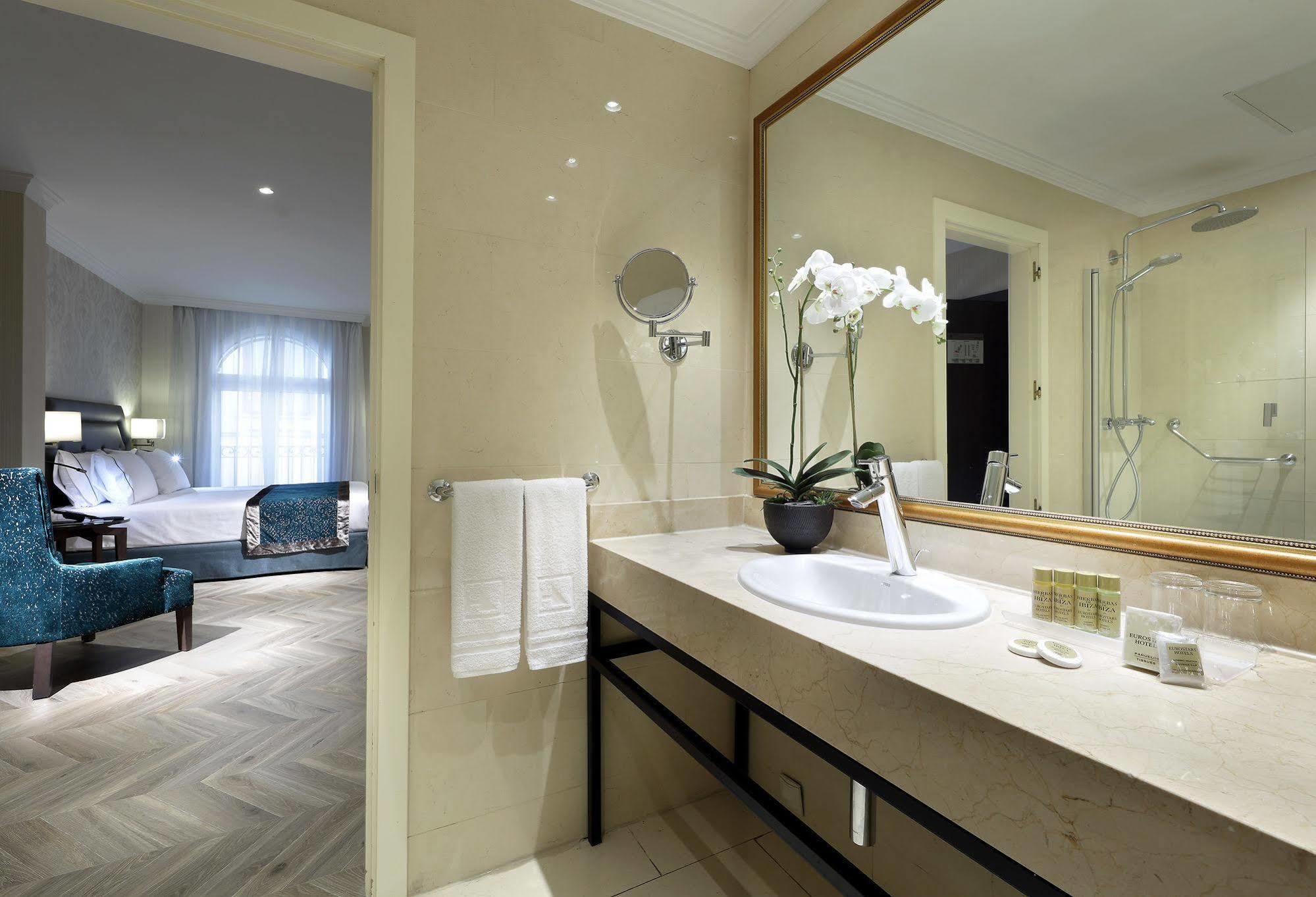 Eurostars Casa De La Lírica Hotel