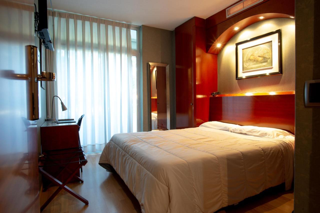 De Barajas Hotel