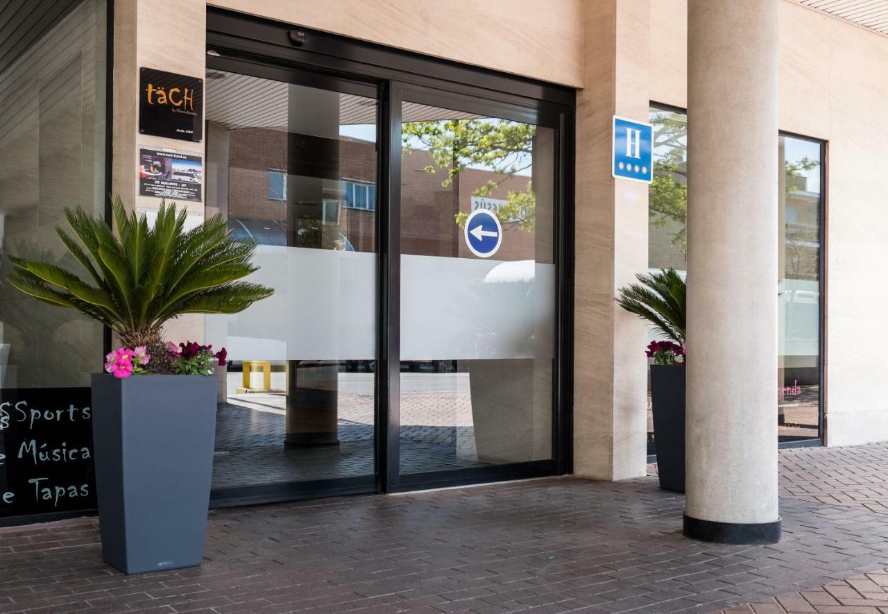 Hotel Tach Airport Madri