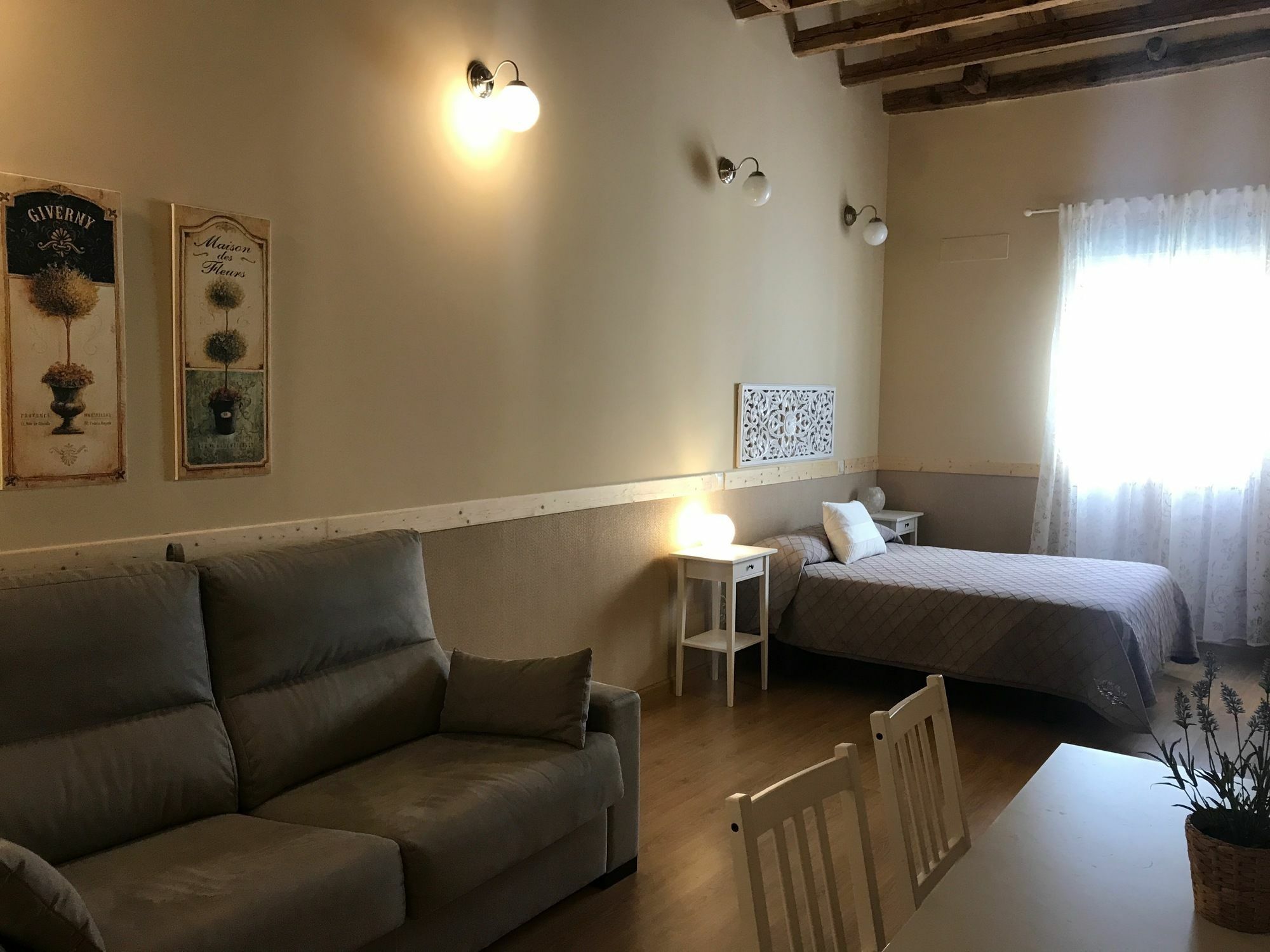 Viviendas Turisticas Duque De Alba Apartment Madrid