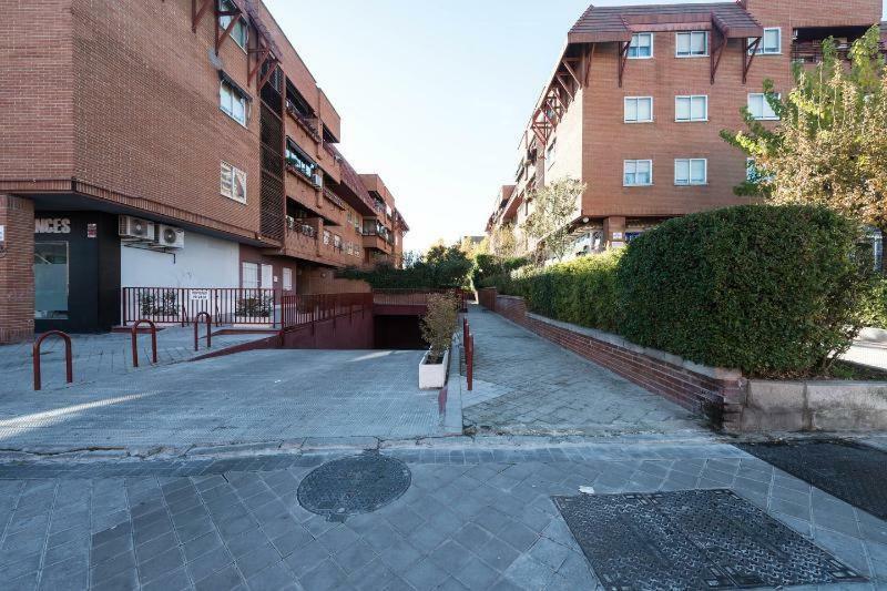 Apartamento Vivienda Familiar Con Jardin Junto A Ifema Madri