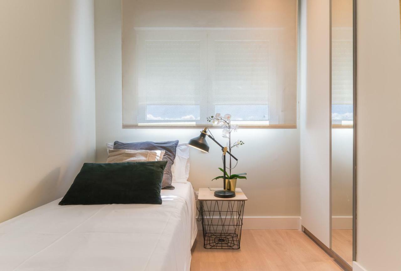 Apartment Comfort & Style In Madrid!!! 3bd 2bth+terrace