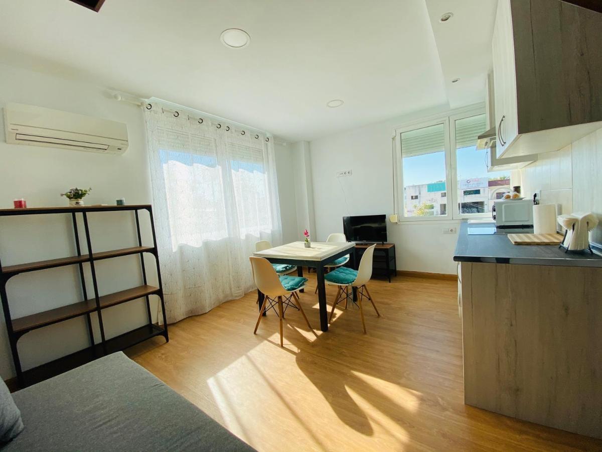 Airport, Ifema, Wanda Apartment Madrid