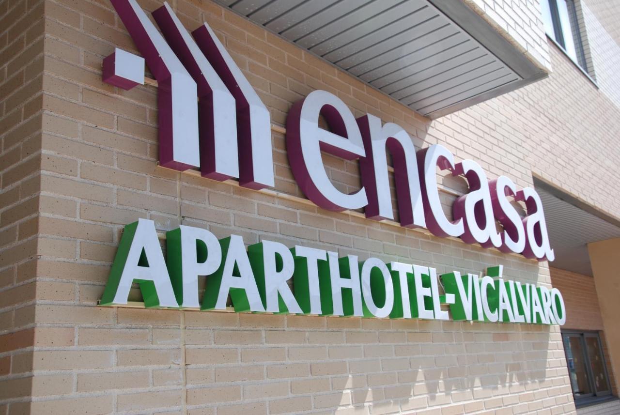 Encasa Aparthotel 3*