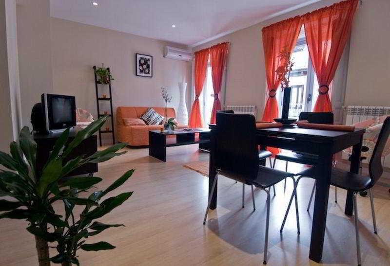 Apartment Fuencarral *