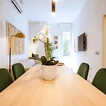 Tirso Suite