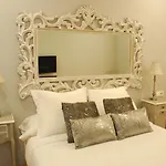 Los Amigos Vip Room