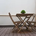 Modern Apartment, Self Check-In, Wi-Fi, Smart Tv 55\