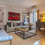 Chueca 2 Bedrooms In The Middle Of Chueca