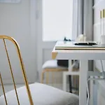 Suite Kintsugi By Justine Apartments Apartamento Turistico En Madrid Rio