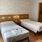 Hostal Abami II