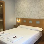 Hostal Abami II