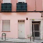 Modern Apartment, Self Check-In, Wi-Fi, Smart Tv 55\