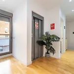 Elegant Grand Villa - Madrid City Center