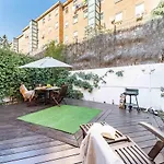 Elegant Grand Villa - Madrid City Center