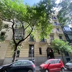 For You Rentals Apartment Temporal With Beautiful Private Terrace In The Center Of Madrid Car19