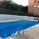 Super Deluxe Villa With Free Parking Madrid Center