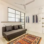 Fabulous Apartment In Anton Martin