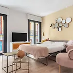 Incredible Design 2 Bedroom Apartment In Centro