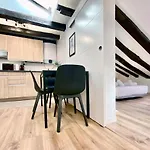 Malasana Attic - In The City Center