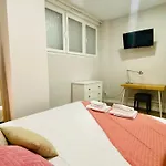 Centrally Located Duplex: Madrid Rio-Palacio Real Linneo