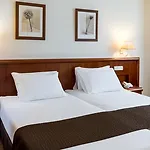 Rafaelhoteles Ventas (Adults Only)