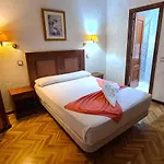Hostal Sardinero