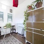 Original Apartamento En El Corazon De Madrid Tres Pe