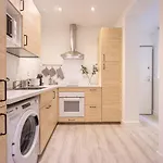 Encantador Apartamento En Atocha