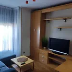 En Madrid, A Unos Minutos Del Aeropuerto Airport Barajas, Plenilunio, Estadio De Futbol Metropolitano, Feria De Madrid, Clinica Navarra