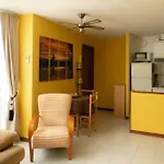 Comodo Apartamento En El Centro - Gran Via