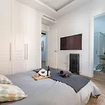 Exclusive Luxury Apartment In Central Madrid