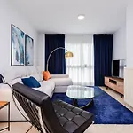 Los Robles Stylish & Modern 1 Bedroom Apartment In Madrid Conde Orgaz
