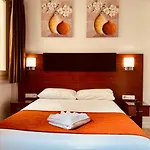 Hostal Sol Square Madrid