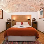 Encomienda Guest House