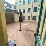 Centrico Apartamento En Embajadores
