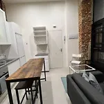 Moderno Y Luminoso Departamento.