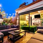 Excellent Apartment Penthouse In The Center Madrid