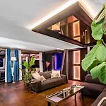 Excellent Apartment Penthouse In The Center Madrid