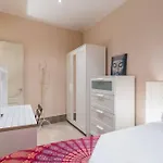 Cozy Apartment - 1 Bedroom