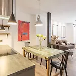 Large And Vanguardist- 2Bd 2Bth- Las Letras