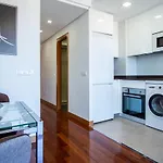 Apartamentos Castilla Luz Business