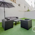 Moderno Piso Con Amplia Terraza Centro De Madrid