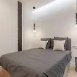 Centro VI Calle De La Paz 4Br 4Bh
