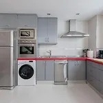 Modern 2-Bedroom Duplex Next To The Retiro By Sharingco.