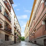 Downtown La Latina Grupos, By Monaro*****