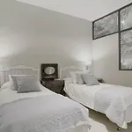 Genteel Home Huertas