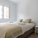 Bright Modern - 2Bedrooms 1Bathroom - Delicias